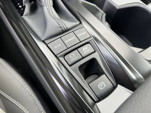 New 2026 Toyota Camry SE image 24