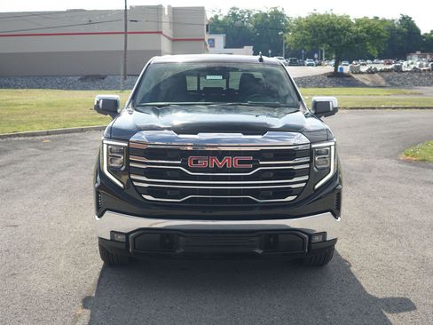 New 2026 GMC Sierra 1500 SLT w/ SLT Convenience Package image 9