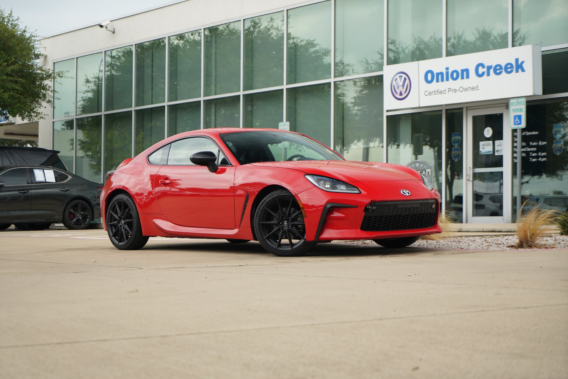 Used 2023 Toyota GR86 Premium RWD image 1