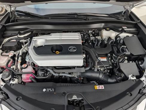 Used 2024 Lexus UX 250h FWD image 10