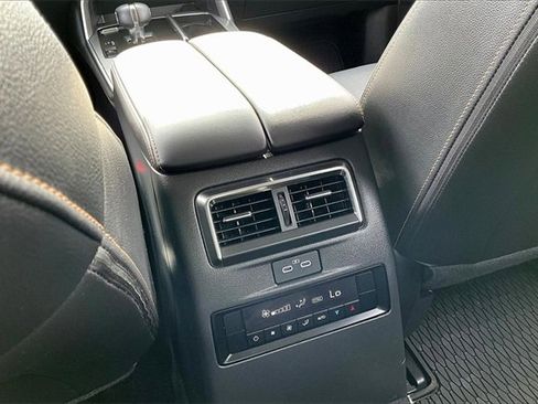 Used 2025 MAZDA CX-90 3.3 Turbo w/ Preferred Package image 10