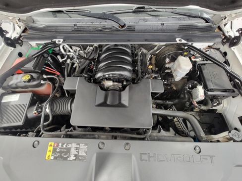Used 2020 Chevrolet Suburban Premier w/ Max Trailering Package AWD/4WD image 8