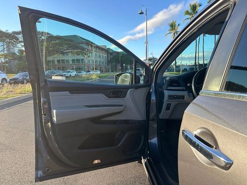 Used 2018 Honda Odyssey EX-L image 15
