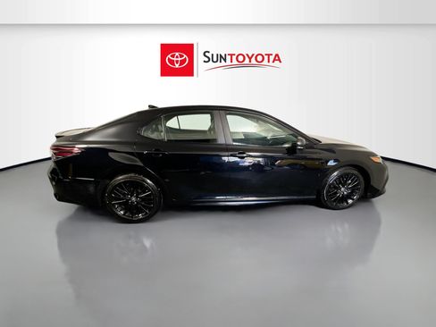 Used 2022 Toyota Camry SE w/ Convenience Package image 7