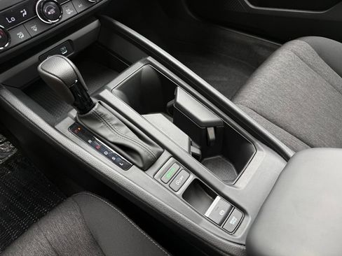 Used 2025 Honda Accord SE image 26