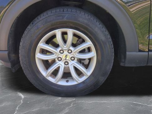 Used 2021 Ford Explorer 4WD w/ Class III Trailer Tow Package image 31
