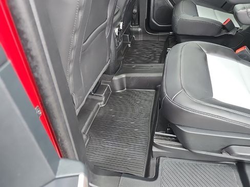 Used 2023 Ford Explorer XLT w/ Equipment Group 202A image 22