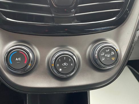 Used 2021 Chevrolet Spark LS image 23