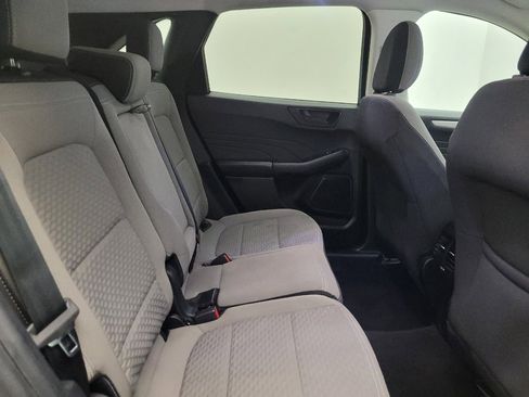 Used 2022 Ford Escape SE w/ SE Sport Appearance Package image 19