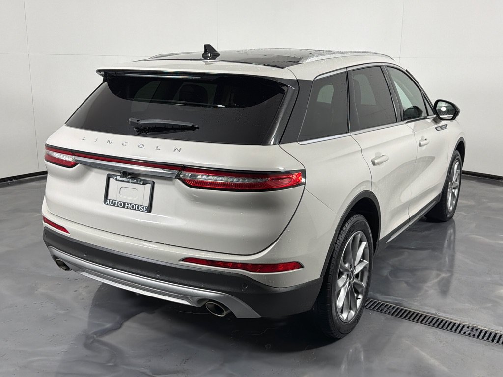 Used 2022 Lincoln Corsair AWD w/ Premium Package image 5
