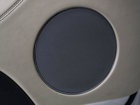 Used 2020 Bentley Bentayga Speed image 24