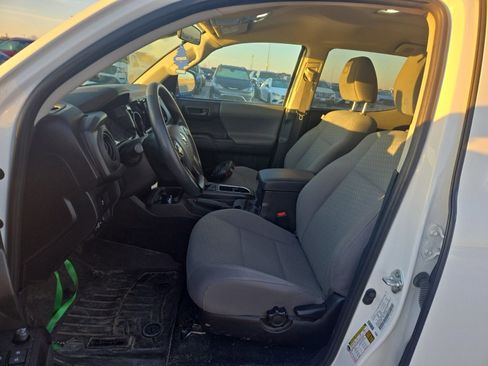 Used 2023 Toyota Tacoma SR image 6