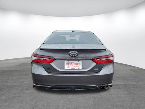 Used 2023 Toyota Camry SE FWD image 6