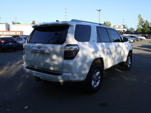 Used 2016 Toyota 4Runner SR5 RWD image 7