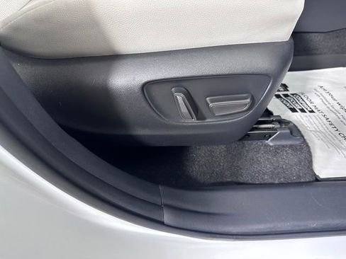 Certified 2024 Toyota Grand Highlander AWD Hybrid image 11