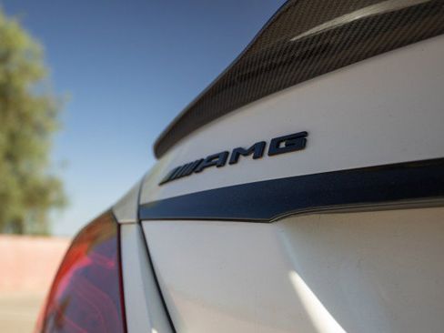 Used 2015 Mercedes-Benz C 63 AMG S image 9