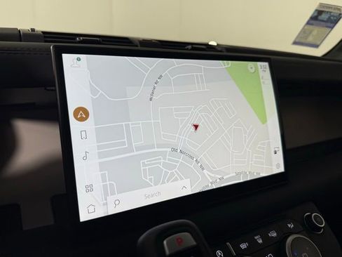 New 2025 Land Rover Defender 130 S image 18