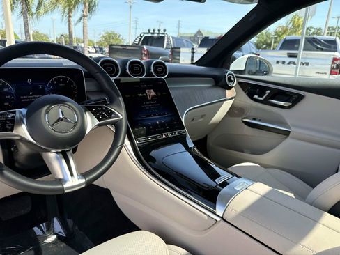 Certified 2025 Mercedes-Benz GLC 300 image 16