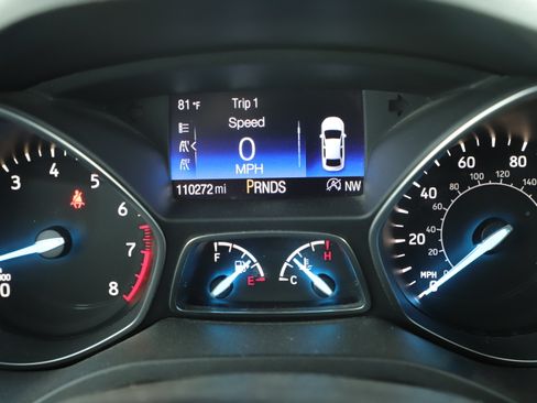 Used 2017 Ford Escape Titanium FWD image 11