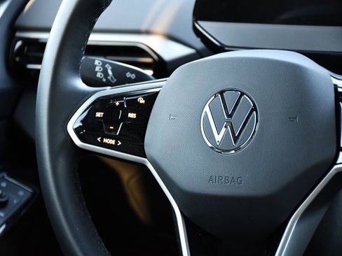 Used 2024 Volkswagen ID.4 S image 20