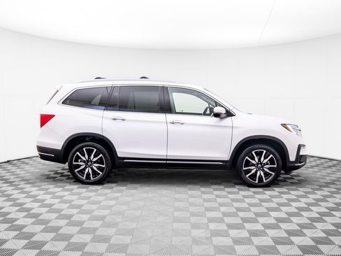 Used 2021 Honda Pilot Touring image 9