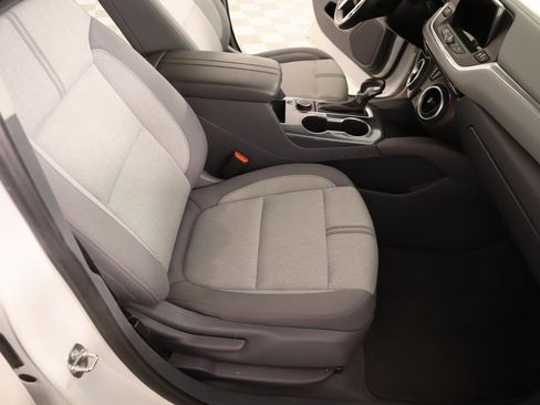 Used 2020 Chevrolet Blazer LT image 13