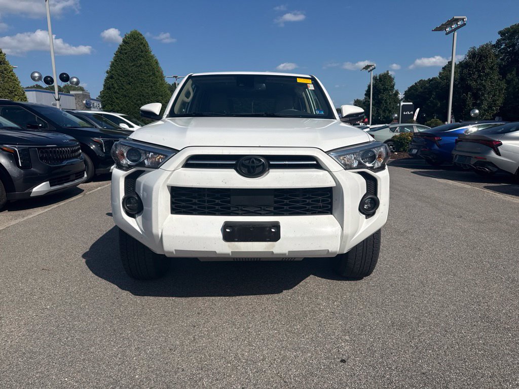 Used 2021 Toyota 4Runner SR5 Premium w/ Moonroof Package AWD/4WD image 6