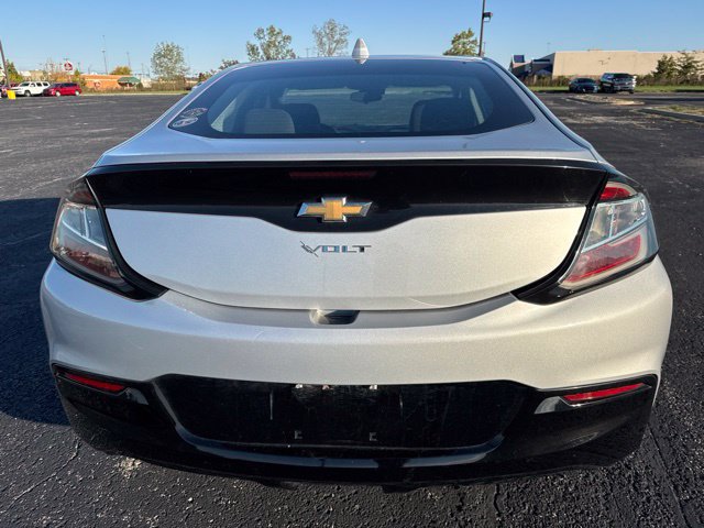 Used 2017 Chevrolet Volt LT w/ Comfort Package FWD image 5