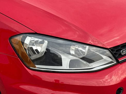 Used 2017 Volkswagen GTI Sport FWD image 4