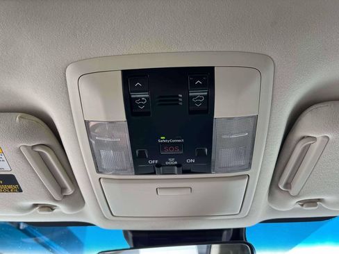 Used 2020 Lexus GX 460 Premium AWD/4WD image 36