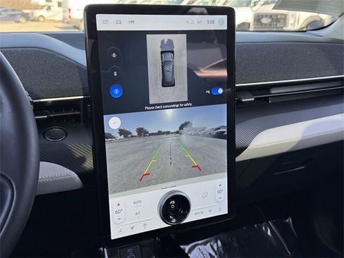 Used 2021 Ford Mustang Mach-E Premium image 16