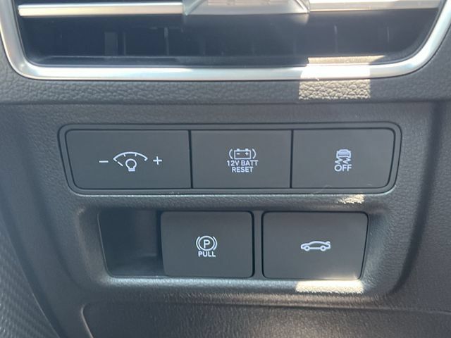 Certified 2025 Hyundai Sonata SEL FWD image 29