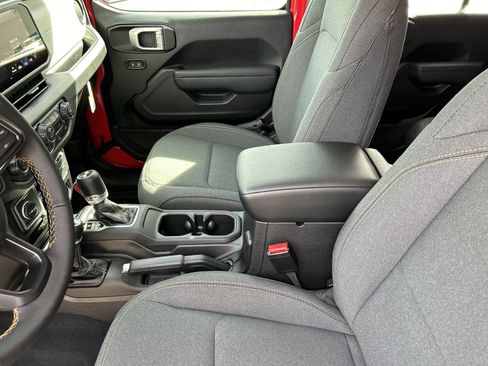 New 2025 Jeep Wrangler Sport S image 18