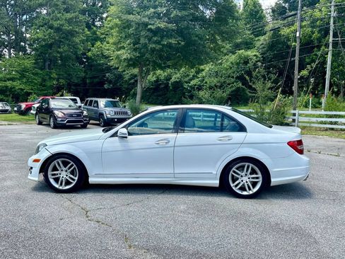 Used 2014 Mercedes-Benz C 250 Sedan image 4