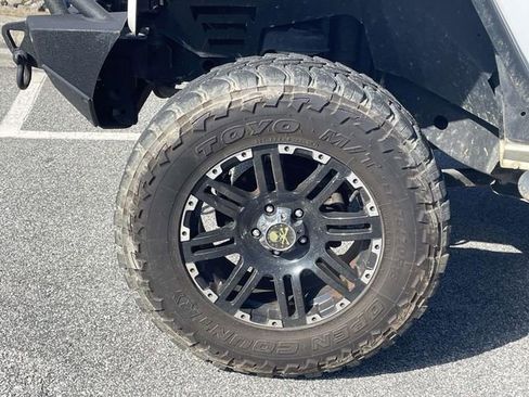 Used 2015 Jeep Wrangler Unlimited Sport w/ Connectivity Group image 8