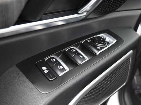 Used 2023 Kia Telluride EX image 30