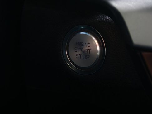 Used 2020 Kia Telluride S w/ S 8 Passenger Seating Package image 22