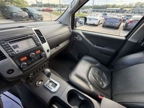 Used 2020 Nissan Frontier PRO-4X w/ Pro-4x Utility Package AWD/4WD image 18