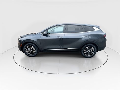 Used 2023 Kia Sportage EX image 5