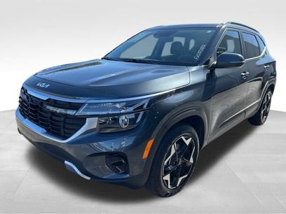 Used 2025 Kia Seltos EX