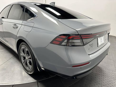 Certified 2024 Honda Accord EX-L image 10