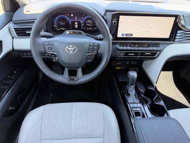 Used 2026 Toyota Camry XLE w/ Premium Plus Package AWD/4WD image 11