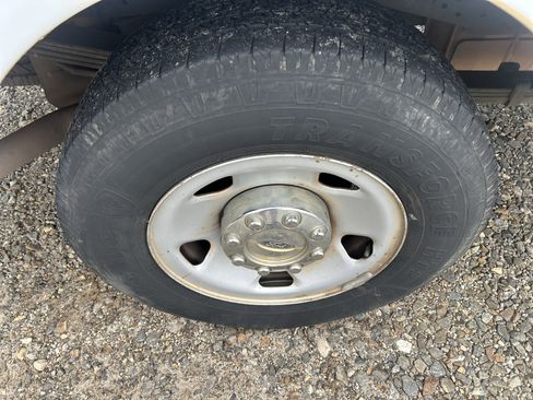 Used 2008 Ford F250 XL RWD image 31