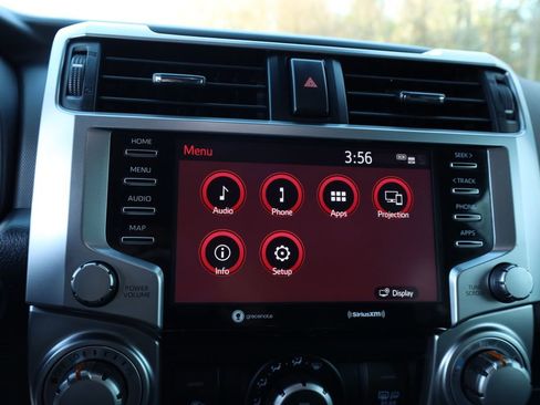 Used 2022 Toyota 4Runner SR5 image 7