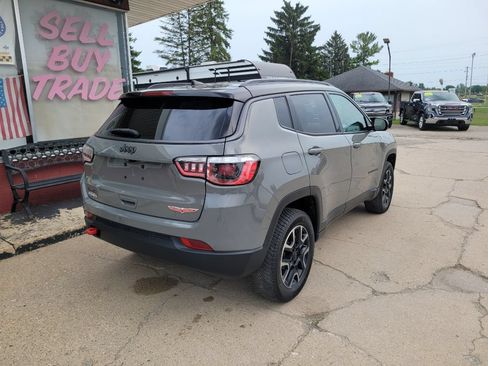 Used 2019 Jeep Compass Trailhawk w/ Cold Weather Group AWD/4WD image 5