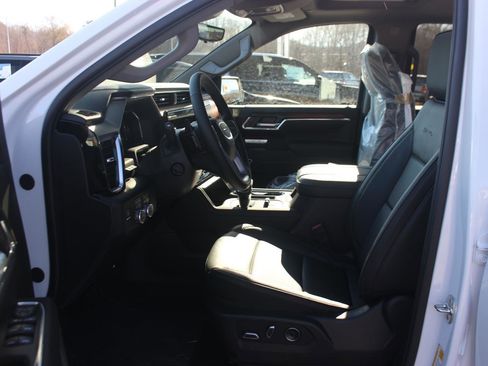 New 2026 GMC Sierra 1500 Denali w/ Technology Package image 14