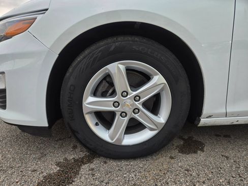 Used 2023 Chevrolet Malibu LS FWD image 13