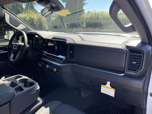 New 2026 GMC Sierra 1500 Elevation AWD/4WD image 28