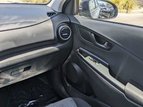 Used 2020 Hyundai Kona SEL Plus FWD image 18