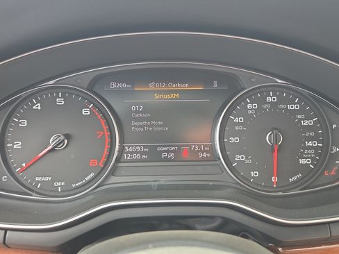 Used 2023 Audi A4 2.0T Premium w/ Convenience Package AWD/4WD image 23